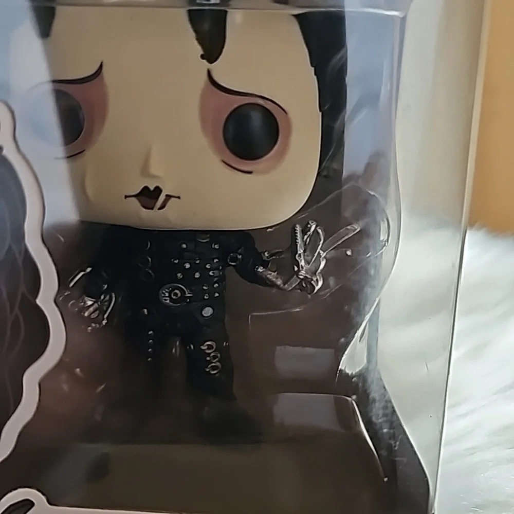 FUNKO POP EDWARD SCISSORHANDS - Picture 16 of 16